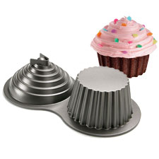 Wilton Dimensions Giant Cupcake Pan Wilton Dimensions Giant Cupcake Pan