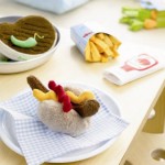 maukilo haba Bratwurst with Bun_01 maukilo haba Bratwurst with Bun_01